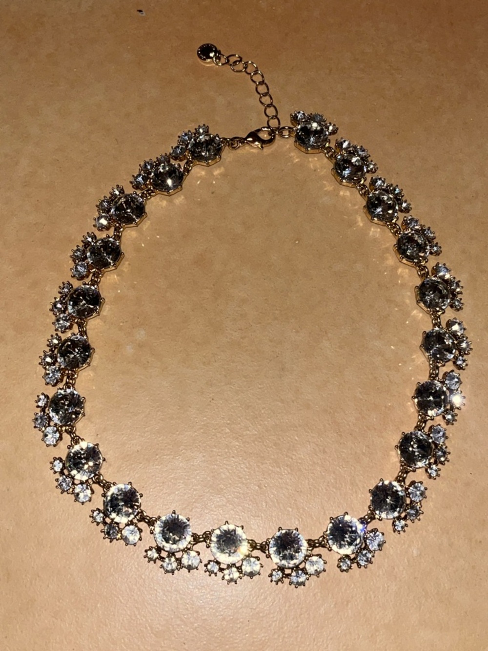 Brand new without tags Gold Tone Diamond Crystal Floral Choker Necklace